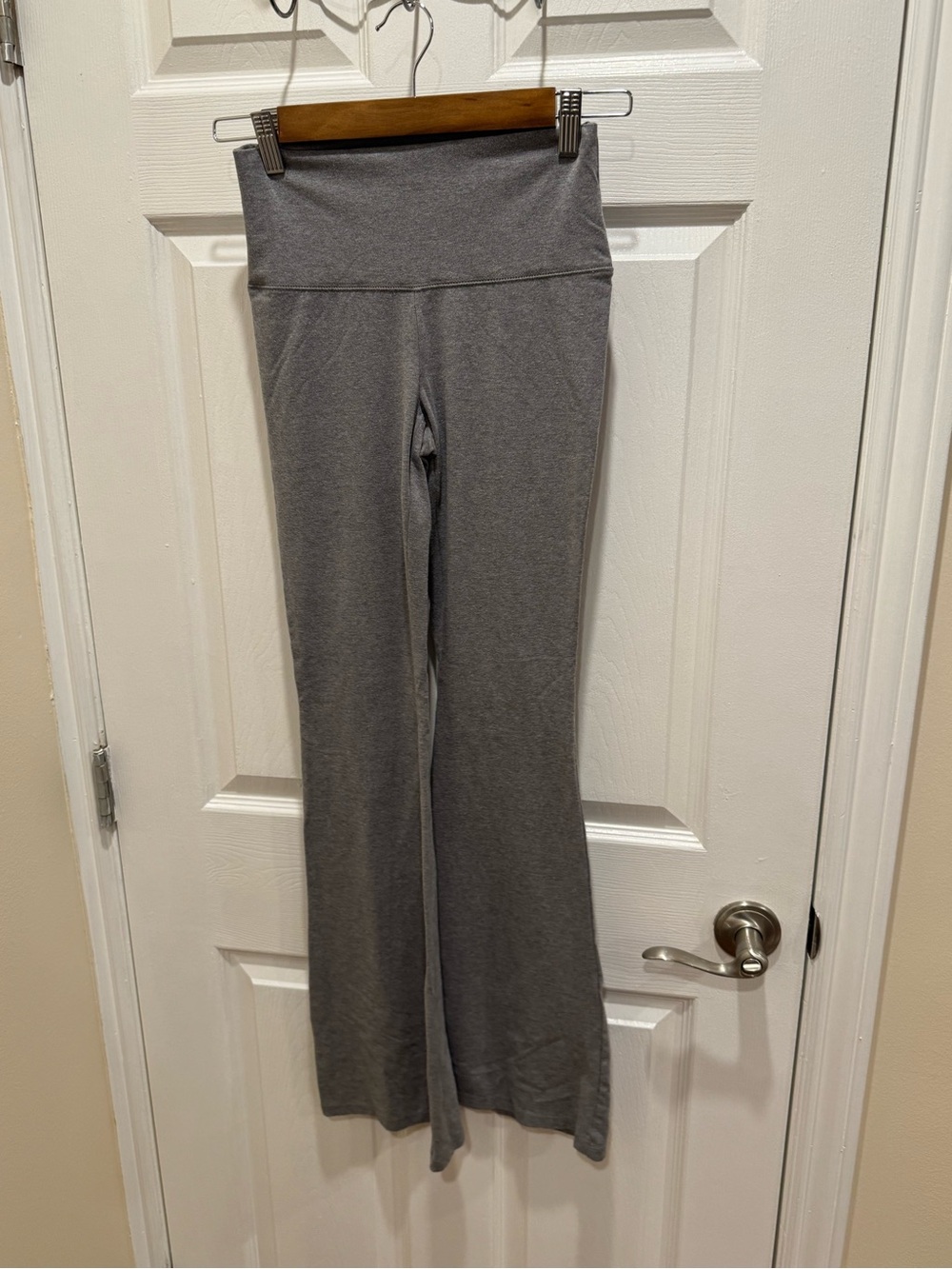 Wild Fable Women's Gray High-Waist Flare Yoga Pants